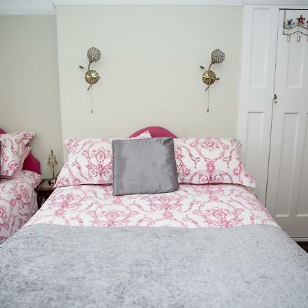 Bay Tree House Bed & Breakfast Barnet Bagian luar foto