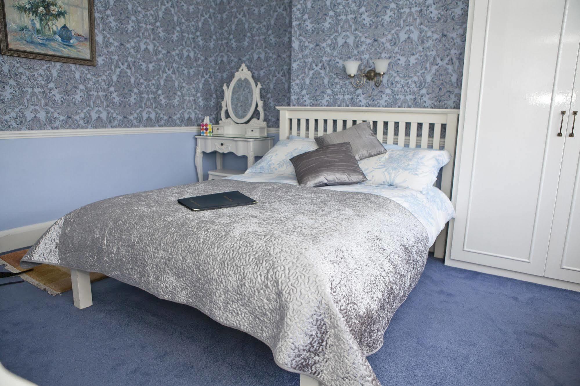 Bay Tree House Bed & Breakfast Barnet Bagian luar foto