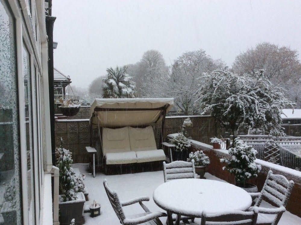 Bay Tree House Bed & Breakfast Barnet Bagian luar foto